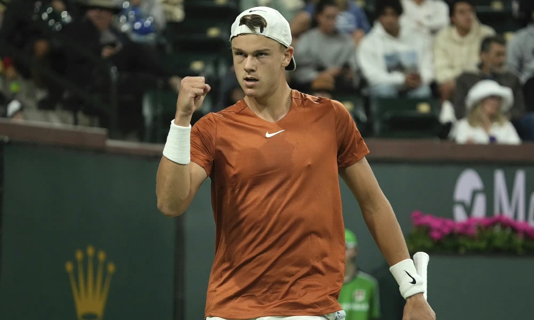 级舞台上捧 级舞台上捧